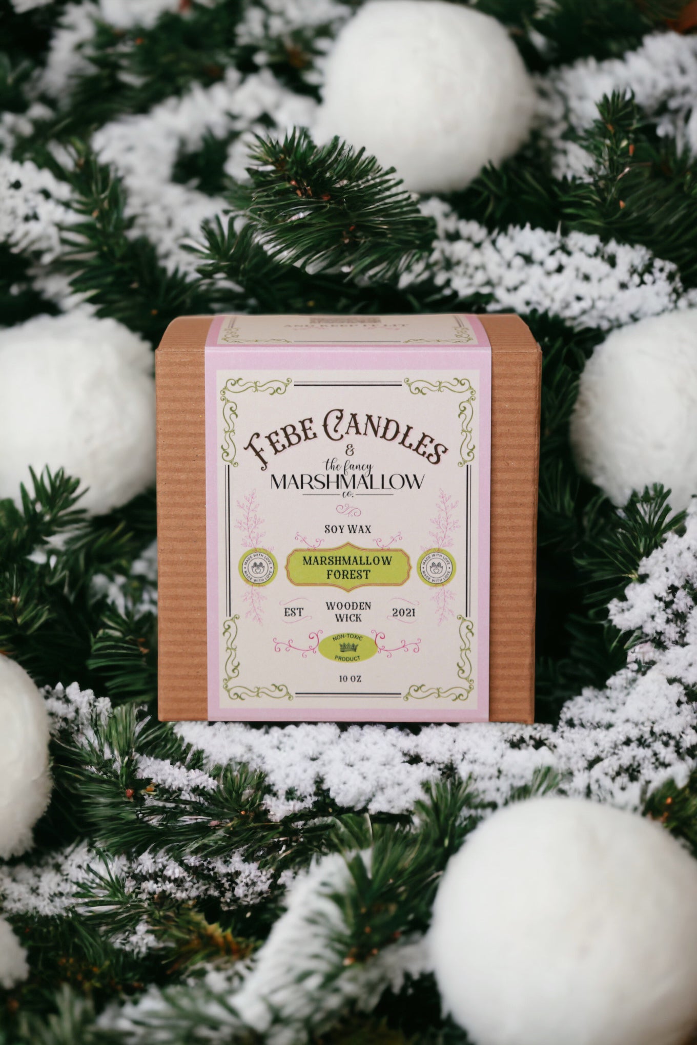 Marshmallow Forest- Marshmallow & Pine 10oz Gold Glass Candle